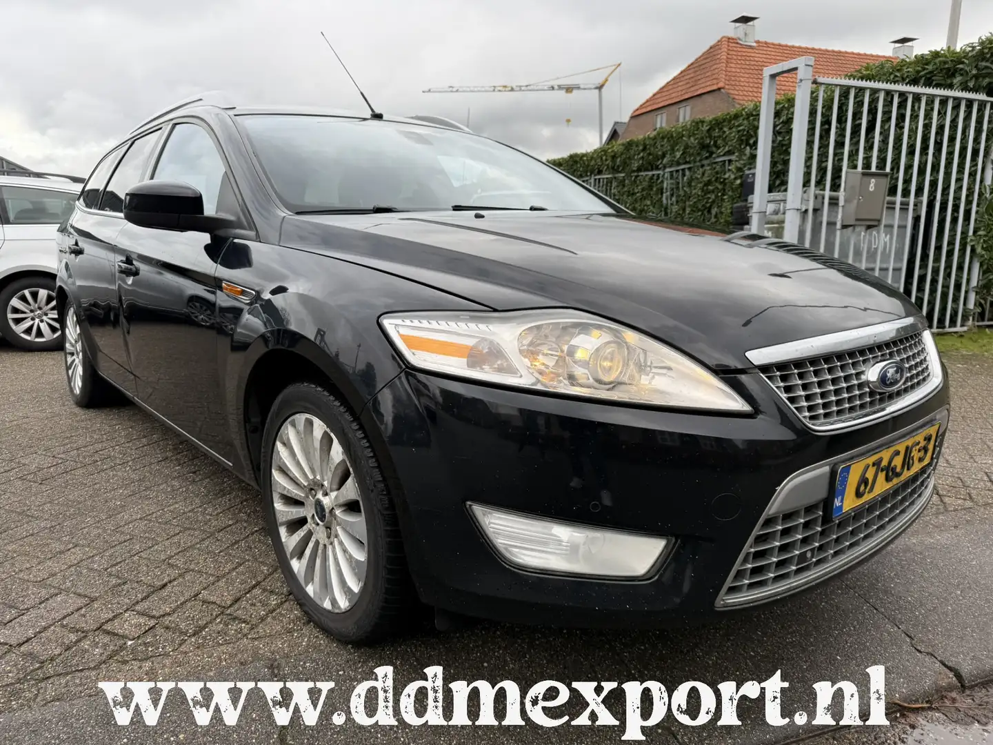 Ford Mondeo Wagon 2.0 TDCi TITANIUM Zwart - 1