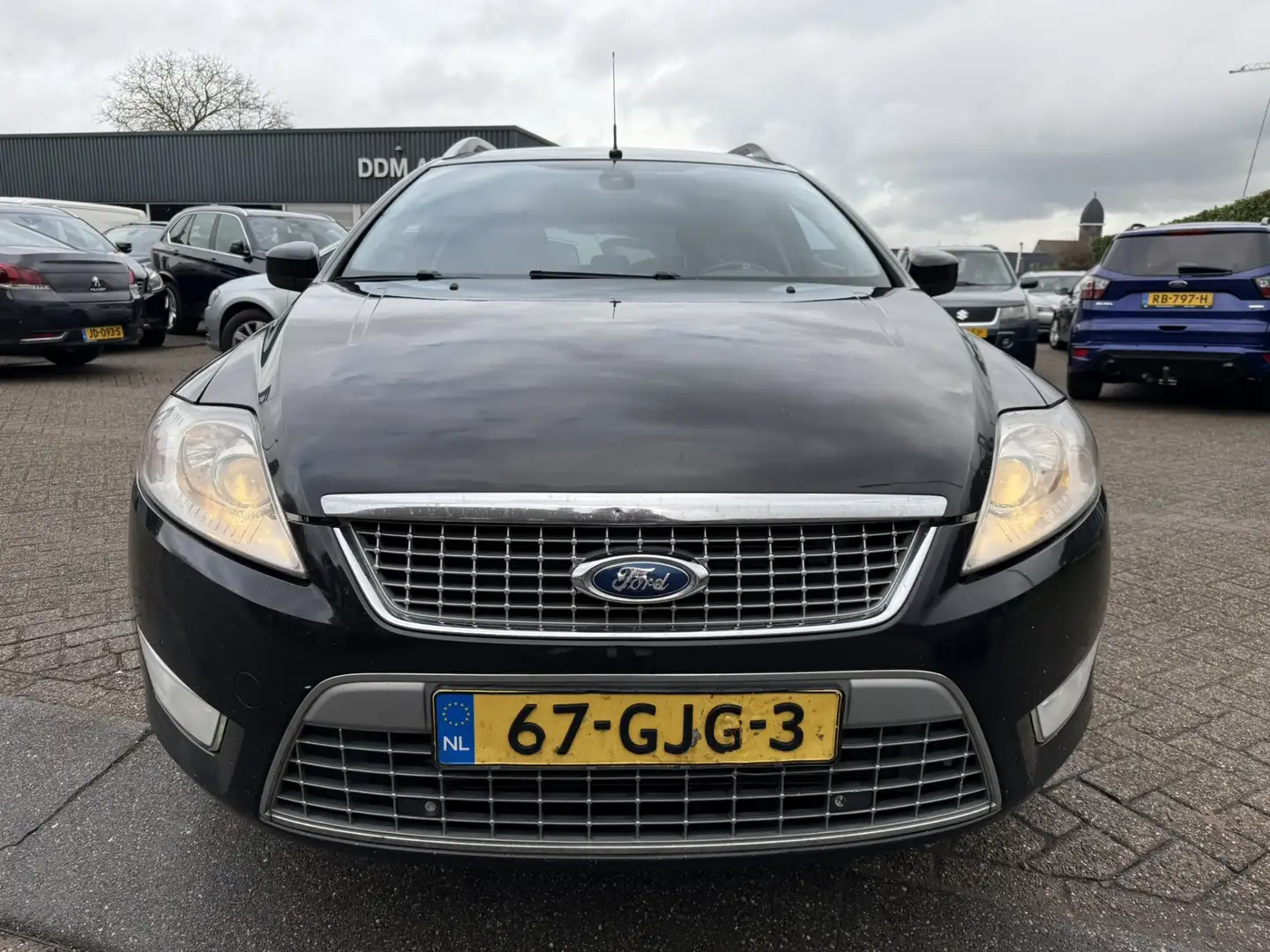 Ford Mondeo Wagon 2.0 TDCi TITANIUM Zwart - 2