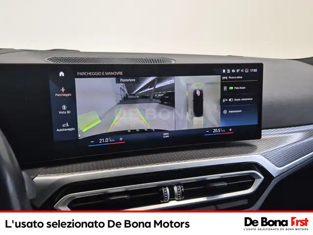 BMW 3 Series view 13