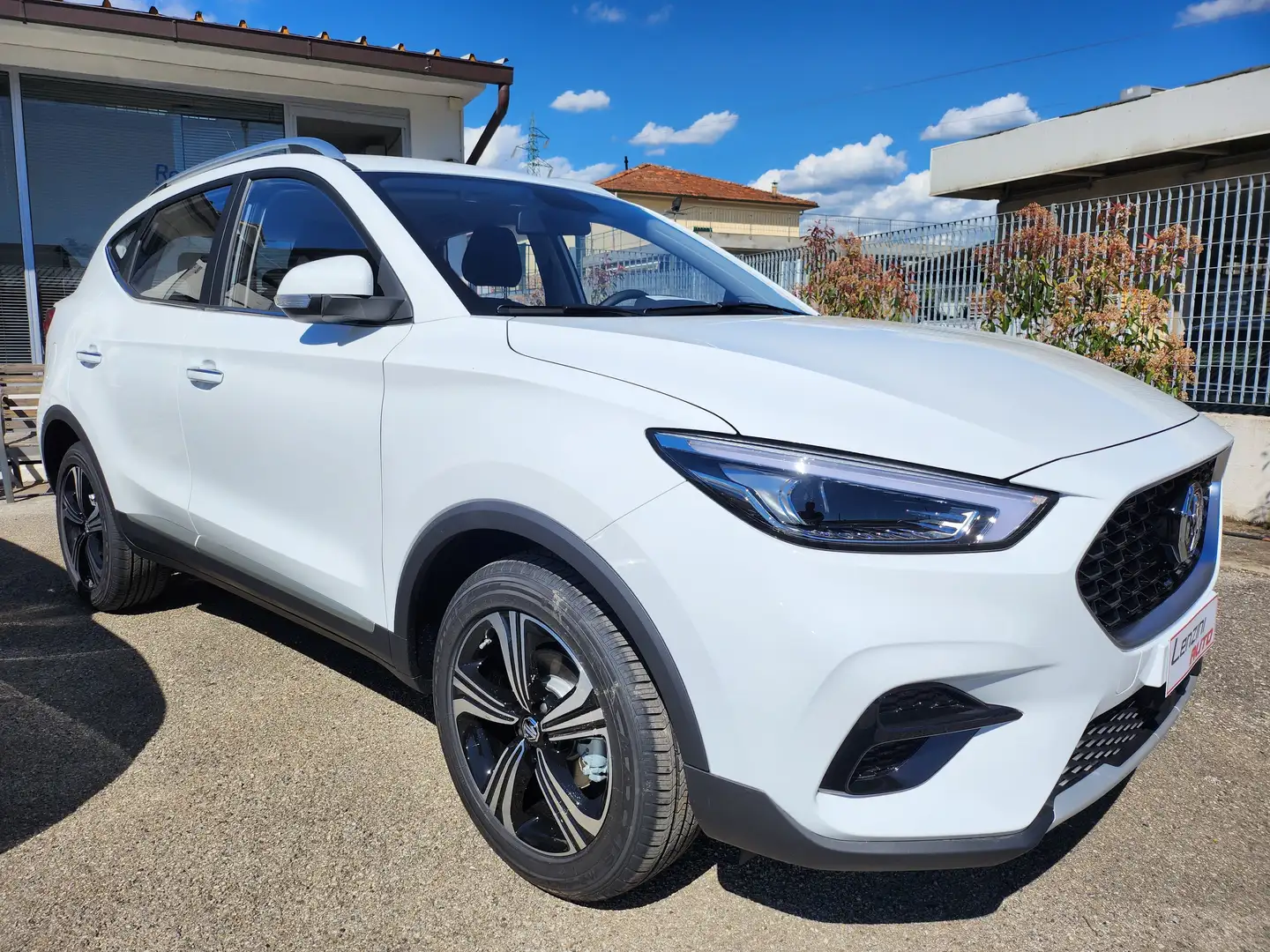 MG ZS 1.5 Comfort Blanc - 2
