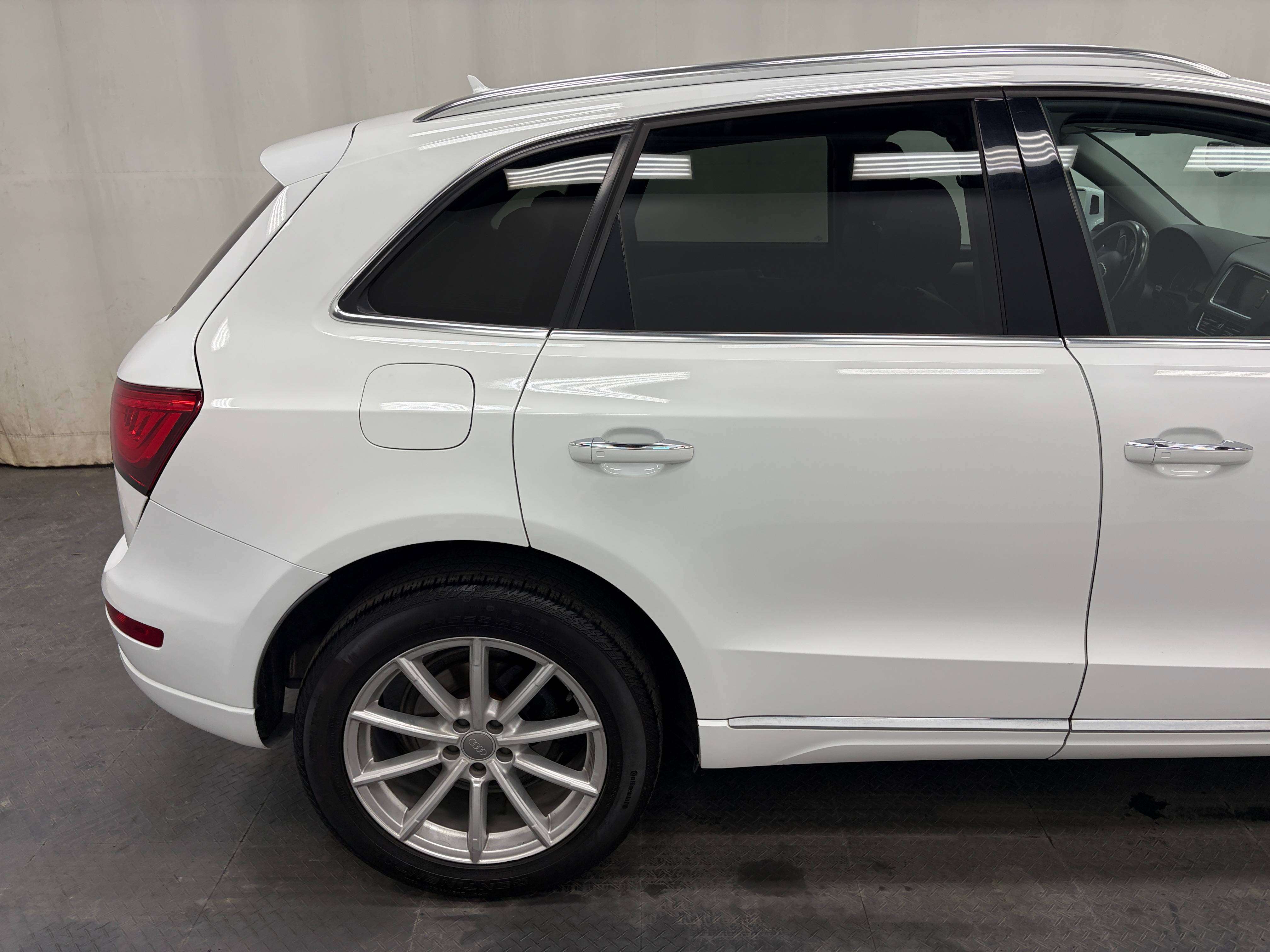 2017 Audi Q5 2.0T TECHNIK QUATTRO, TOIT PANO, SIEGES CHAUFFANTS 2,000 cc 4 cyl thumb 12