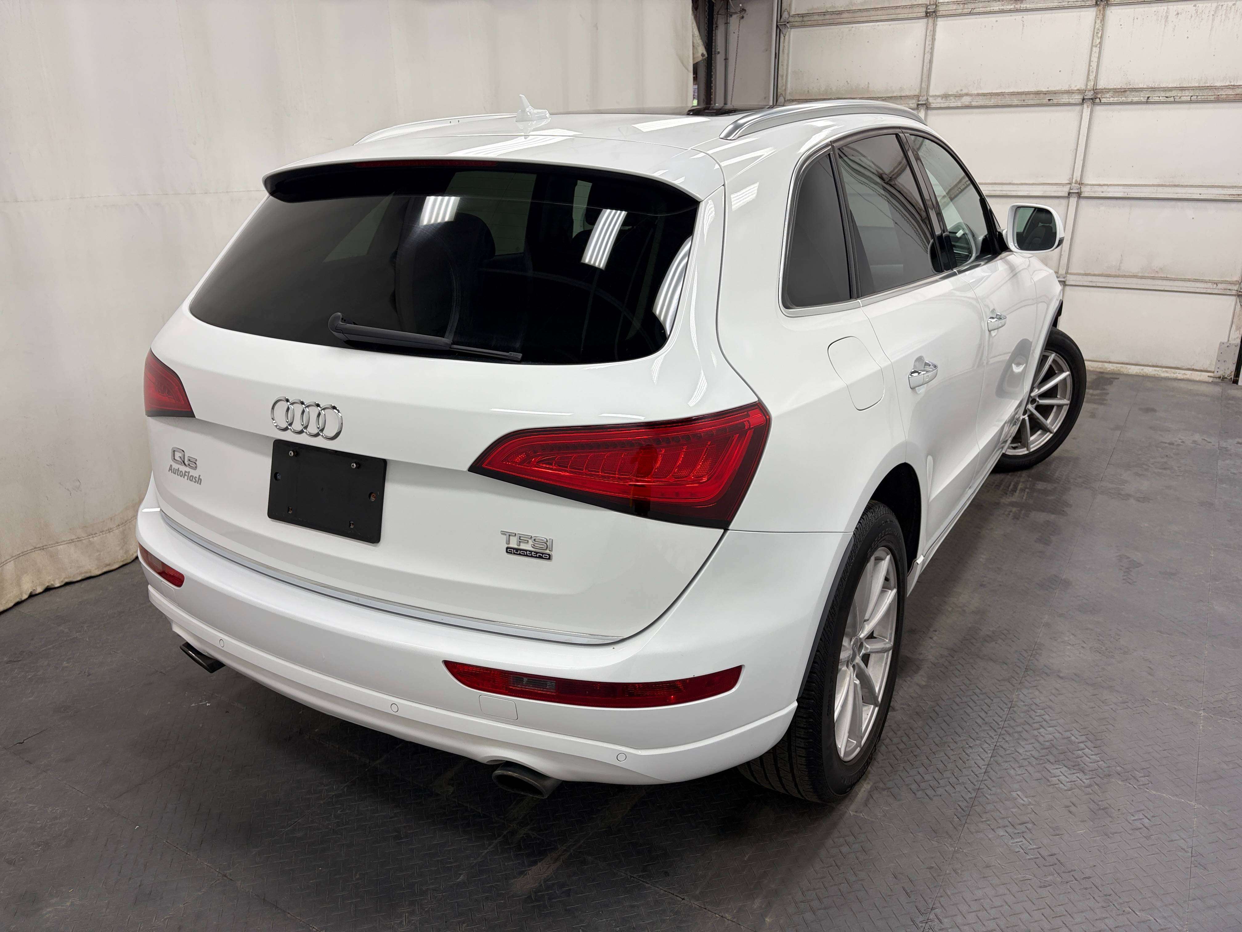 2017 Audi Q5 2.0T TECHNIK QUATTRO, TOIT PANO, SIEGES CHAUFFANTS 2,000 cc 4 cyl thumb 10