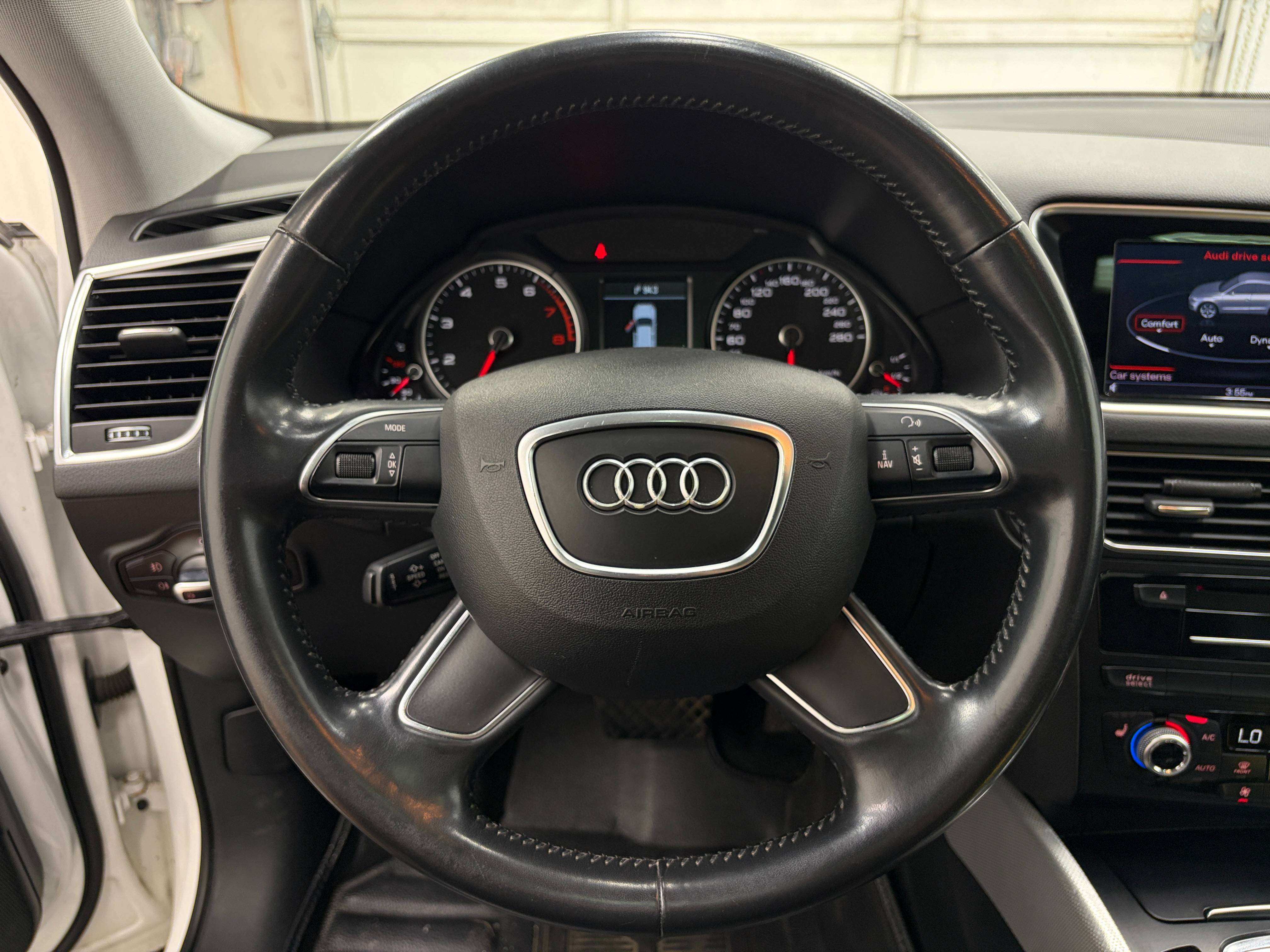 2017 Audi Q5 2.0T TECHNIK QUATTRO, TOIT PANO, SIEGES CHAUFFANTS 2,000 cc 4 cyl thumb 18