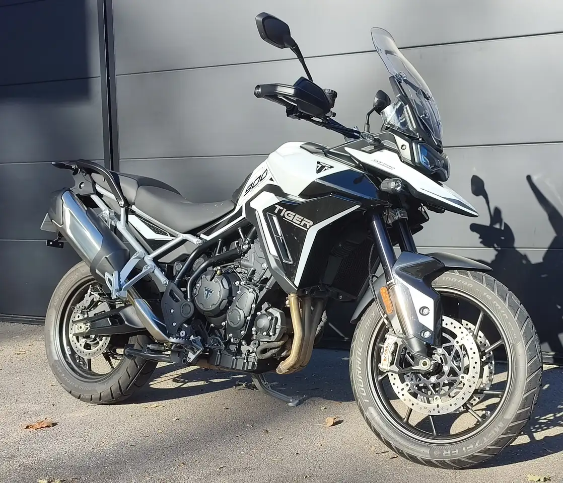 Triumph Tiger 900