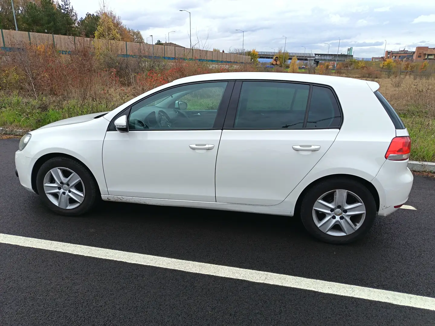 Volkswagen Golf Golf VI 2008 5p 1.6 Comfortline bi-fuel Blanc - 1