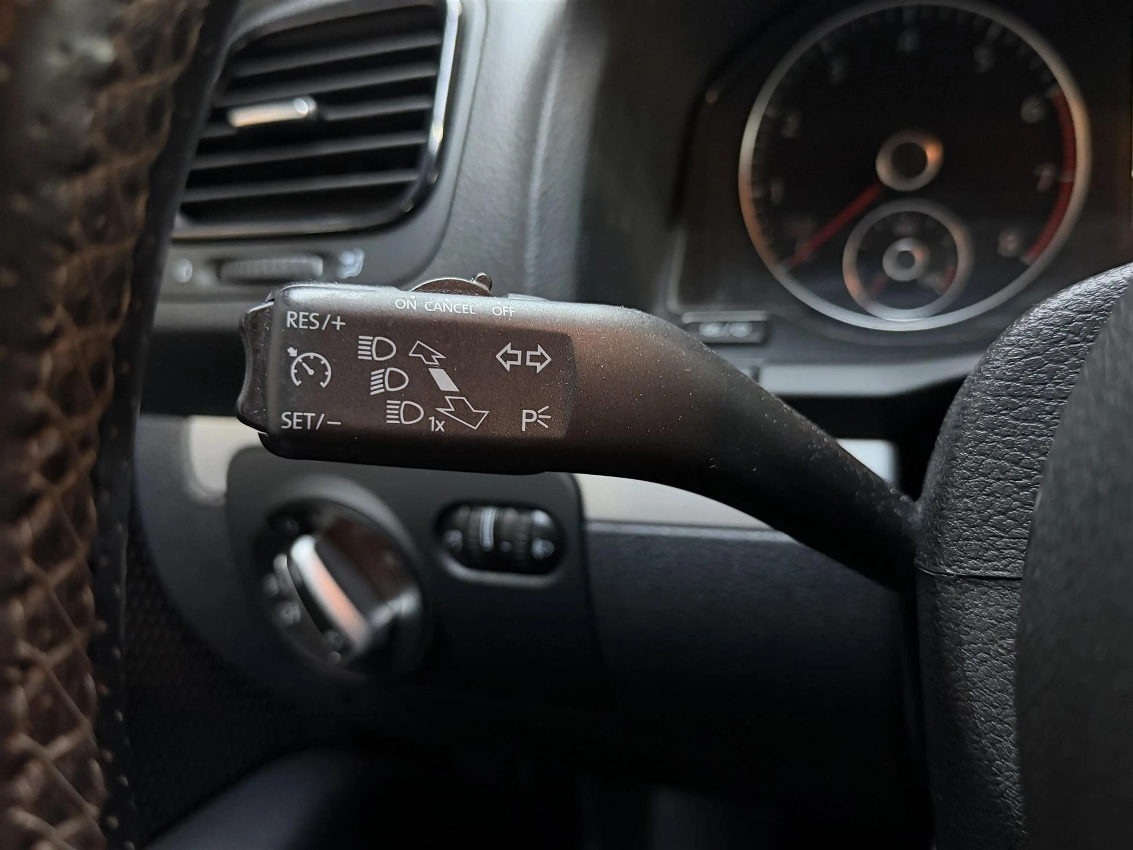 Volkswagen Scirocco 1.4 TSI| Dak | Cruise | Navi | Clima — photo 17