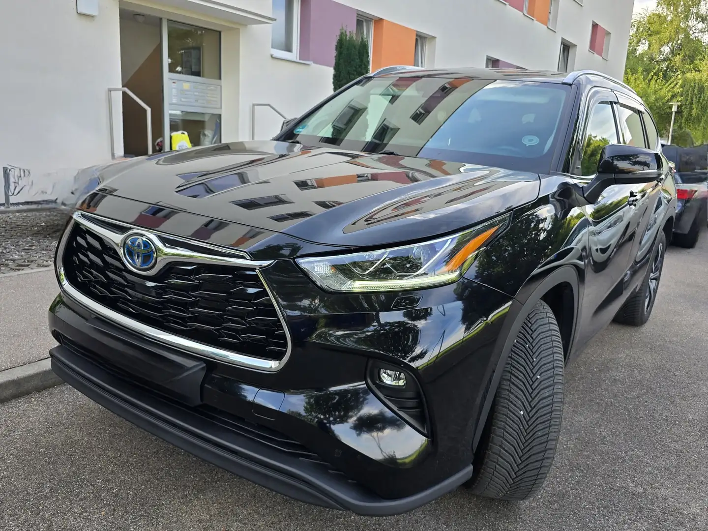 Toyota Highlander 2.5 Hybrid Executive Noir - 2
