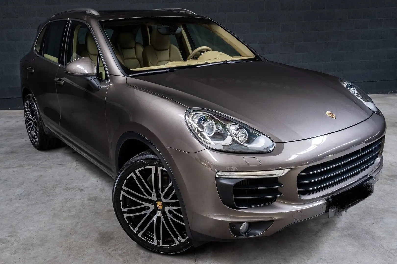 Porsche Cayenne 3.0 Diesel V6 Bruin - 2