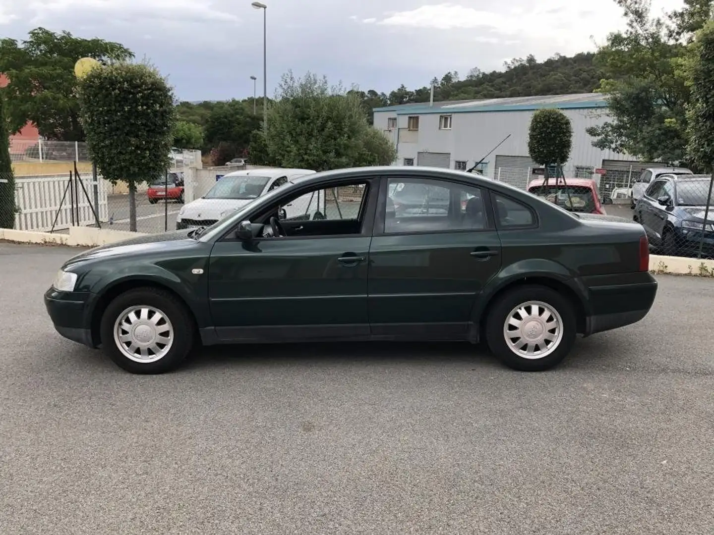 Volkswagen Passat Passat 1.9 TDI - 110 Confort A - 1