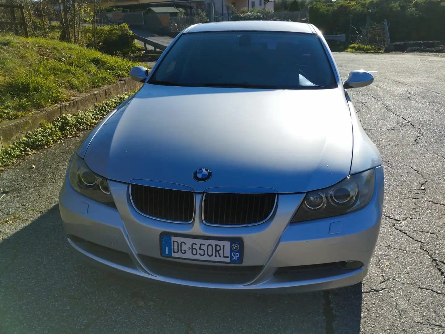 BMW 320 320d Touring Msport - 1