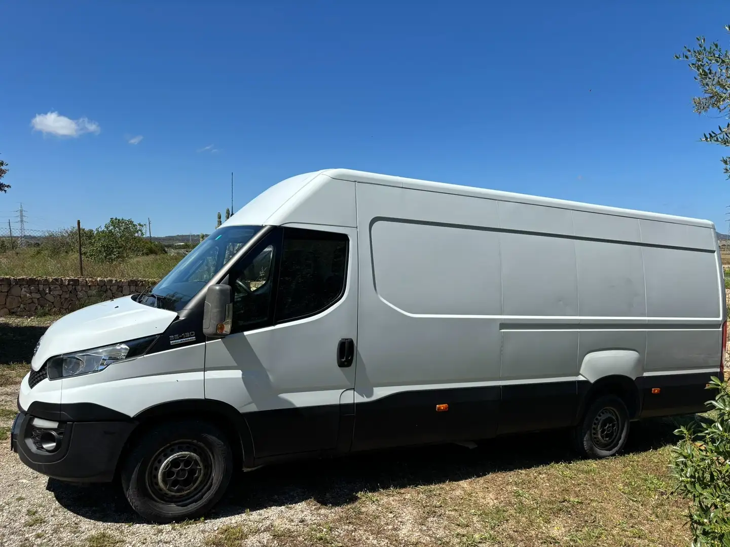 Iveco Daily Daily Chasis Cabina 35S13A 4100 126 Blanco - 2