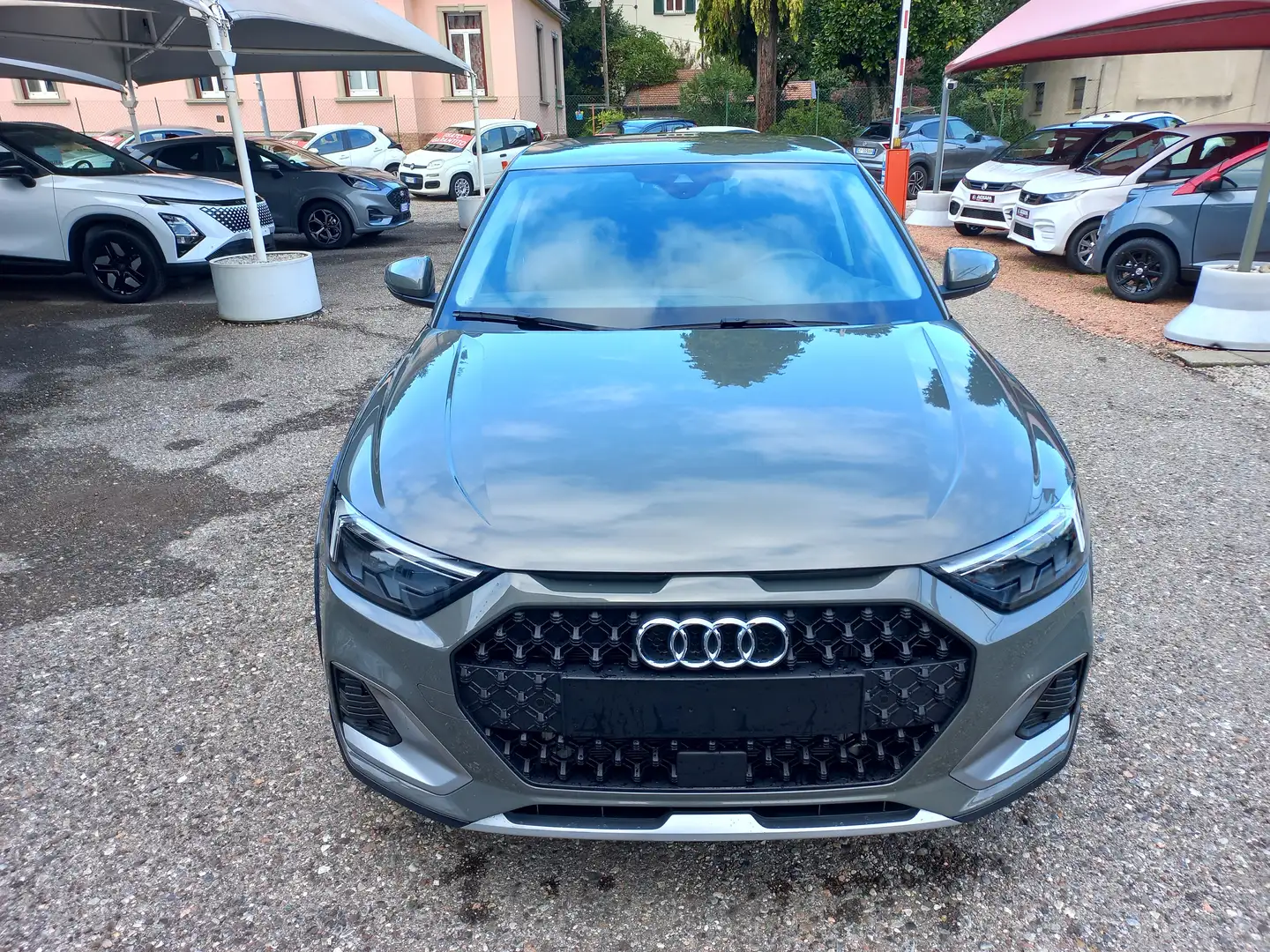 Audi A1 A1 allstreet 30 1.0 tfsi Identity Contrast 116cv Grigio - 2