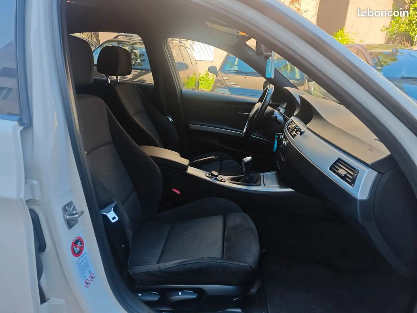 BMW 320 320d 184ch Edition Connected XDrive Blanc - 2