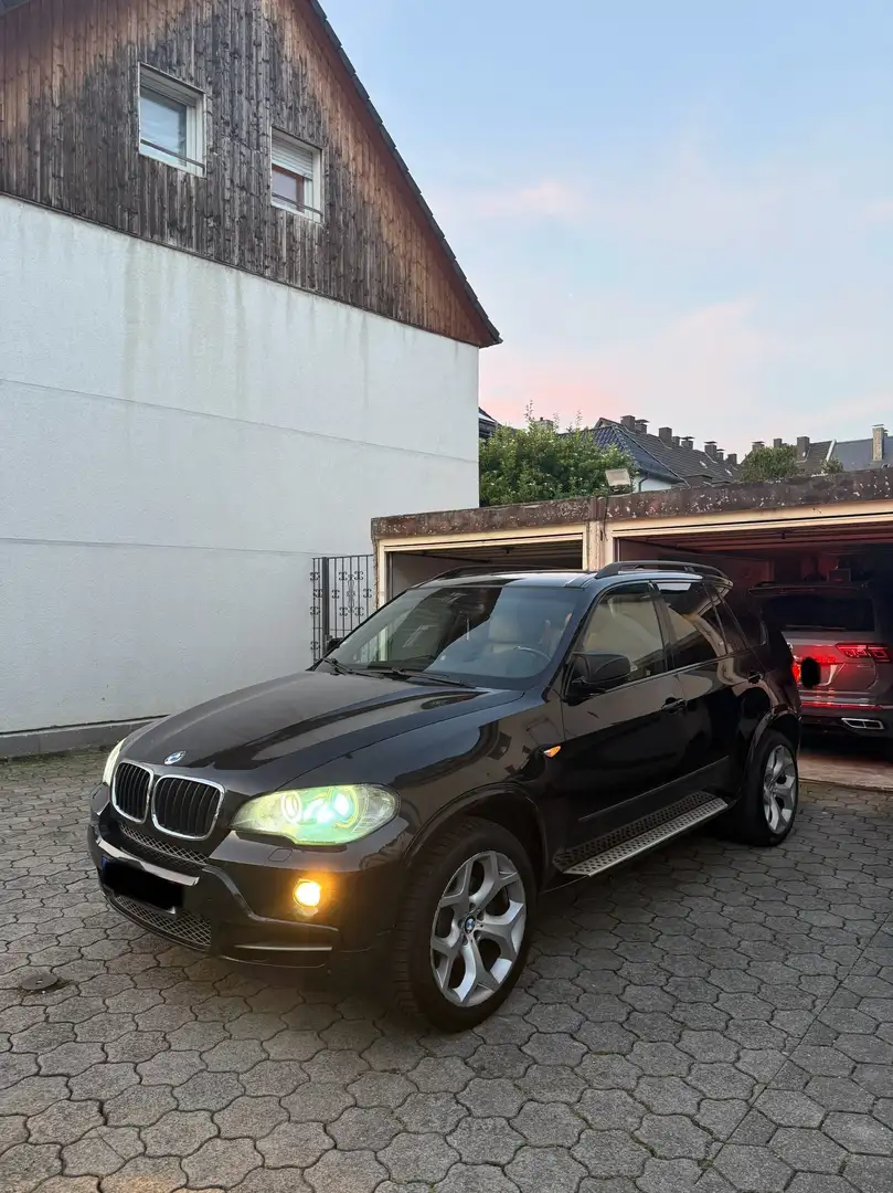 BMW X5 3.0d Schwarz - 1