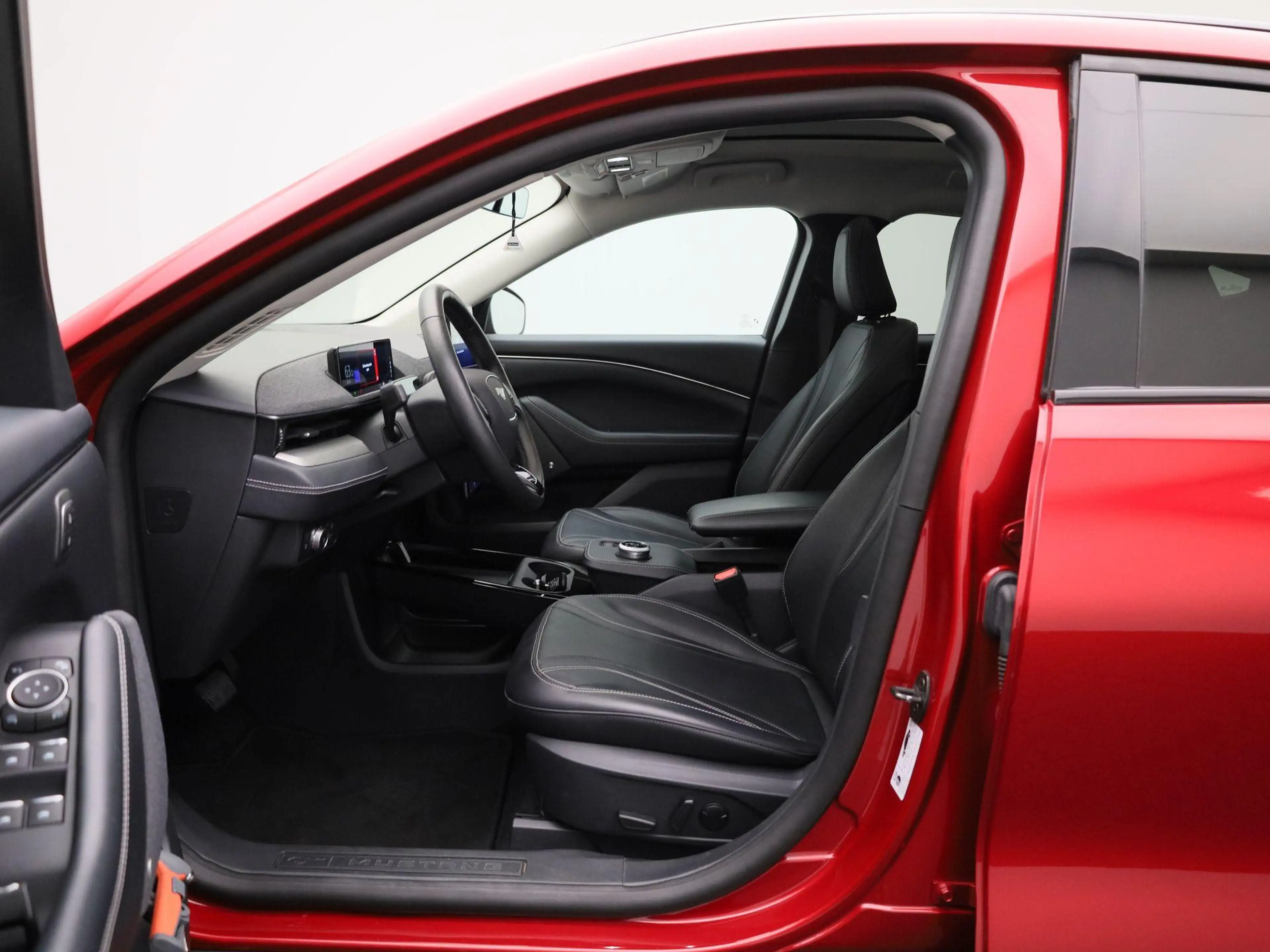 Ford Mustang Mach-E RWD 75 kWh | 258 PK | TECHNOLOGY PACK + | HANDSFRE — photo 9