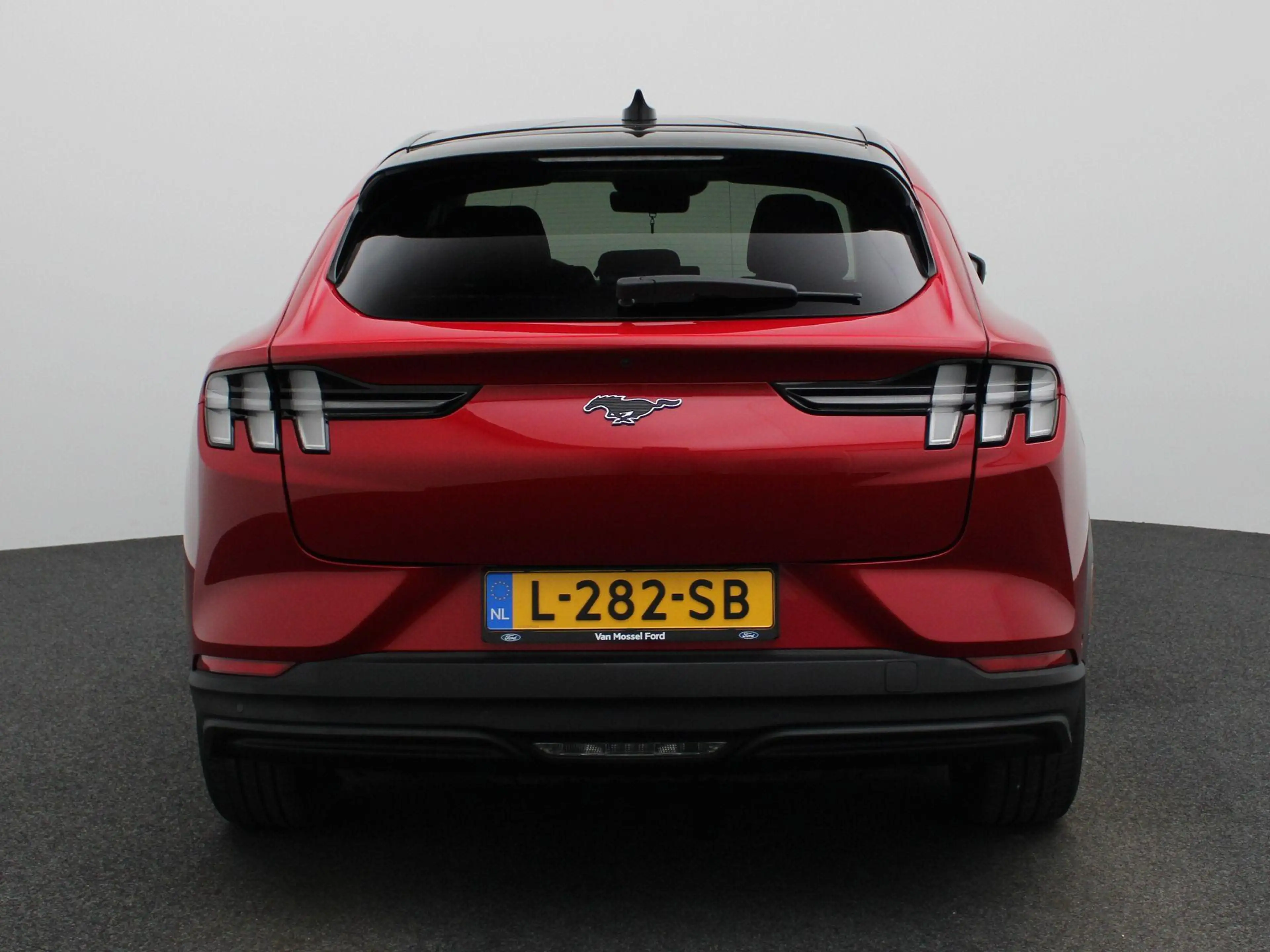 Ford Mustang Mach-E RWD 75 kWh | 258 PK | TECHNOLOGY PACK + | HANDSFRE — photo 5