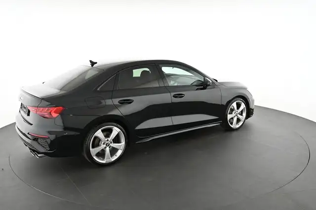 Audi S3 view 4