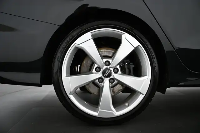 Audi S3 view 16