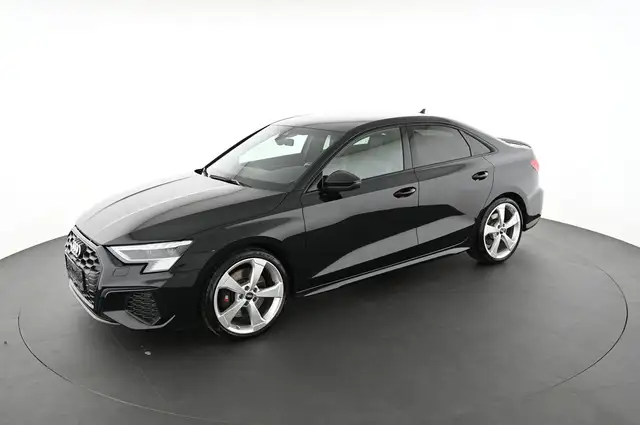 Audi S3 view 3