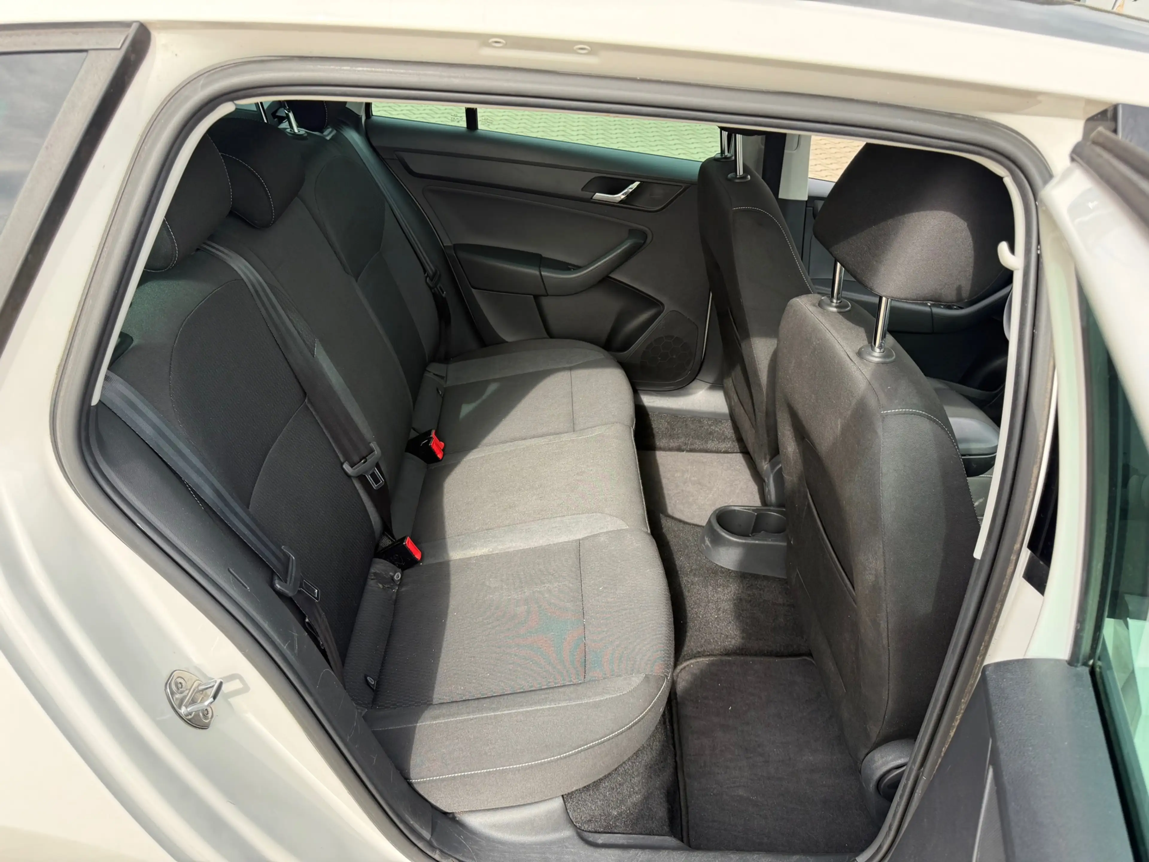 Skoda Rapid/Spaceback 1.2 TSI Greentech Ambition — photo 10