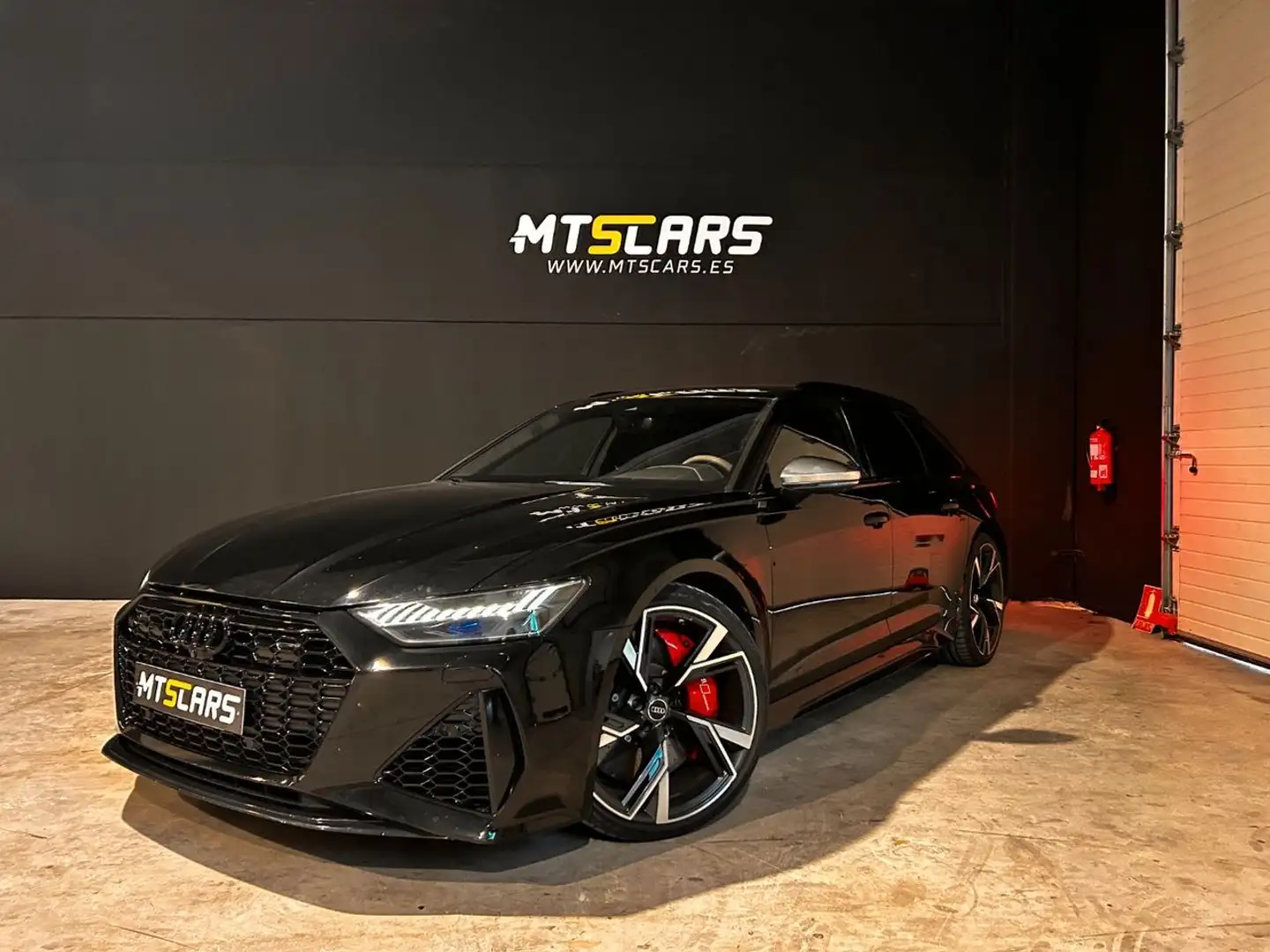 Audi RS6 Avant TFSI quattro Tiptronic Schwarz - 1