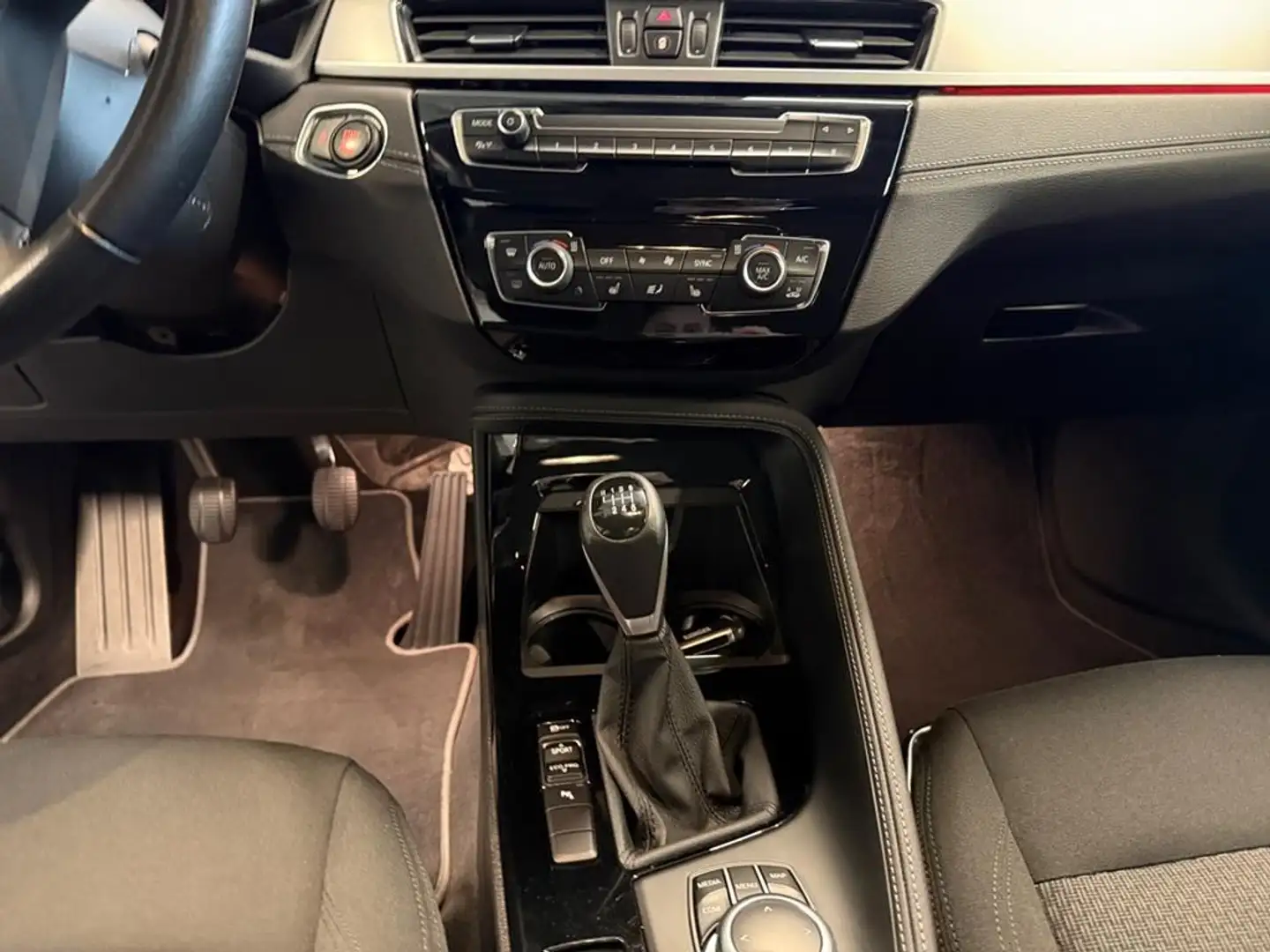 BMW X2 Advantage Grau - 2
