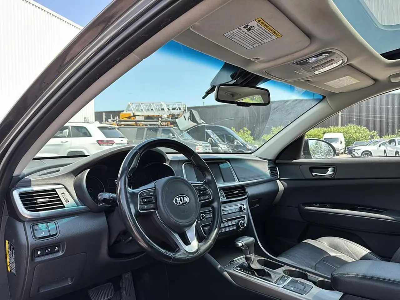 Kia Optima photo Kia Optima