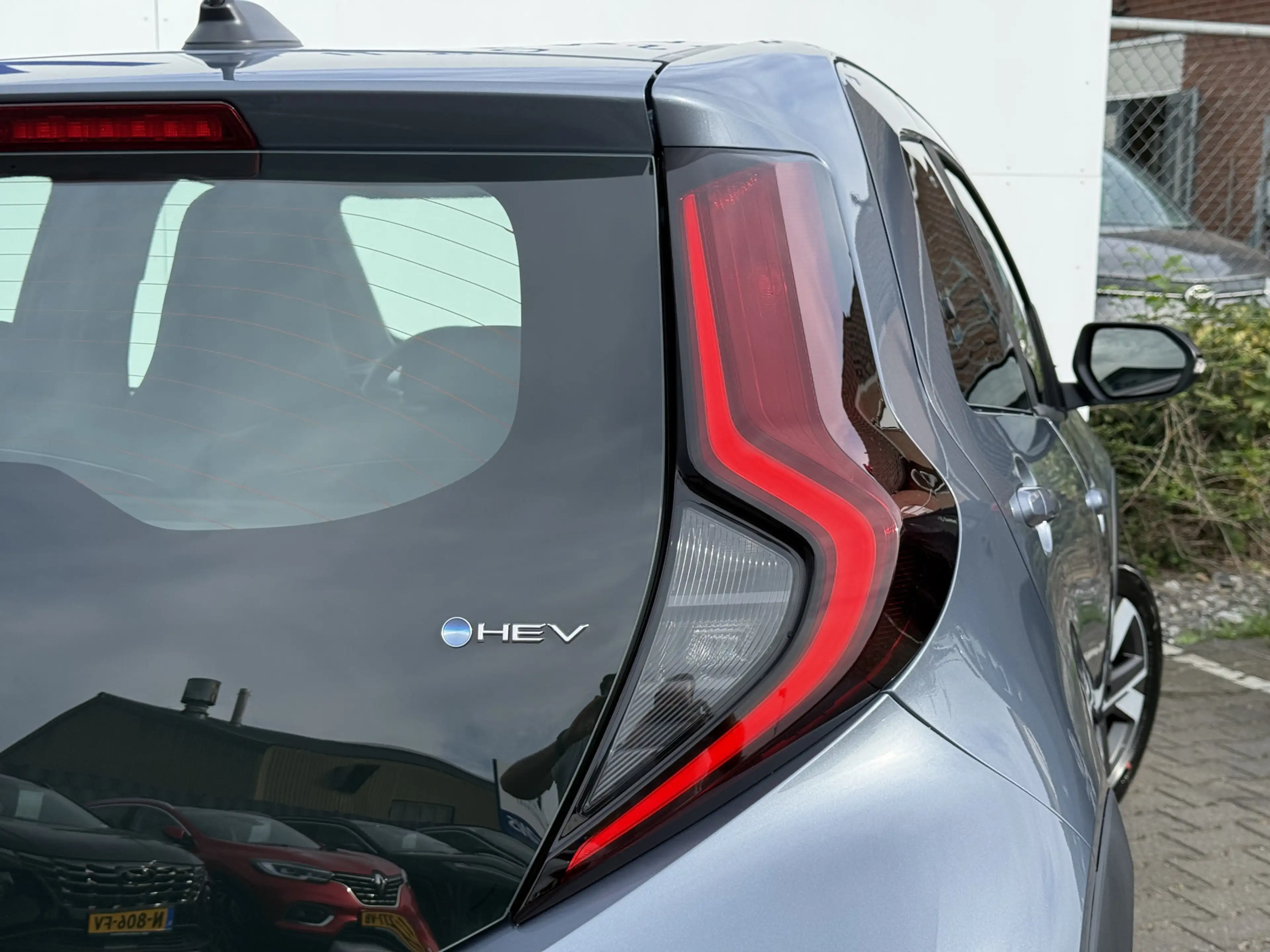 Toyota Aygo X Hybrid 115 pulse | CarPlay | ACC | Camera | LED | — photo 36