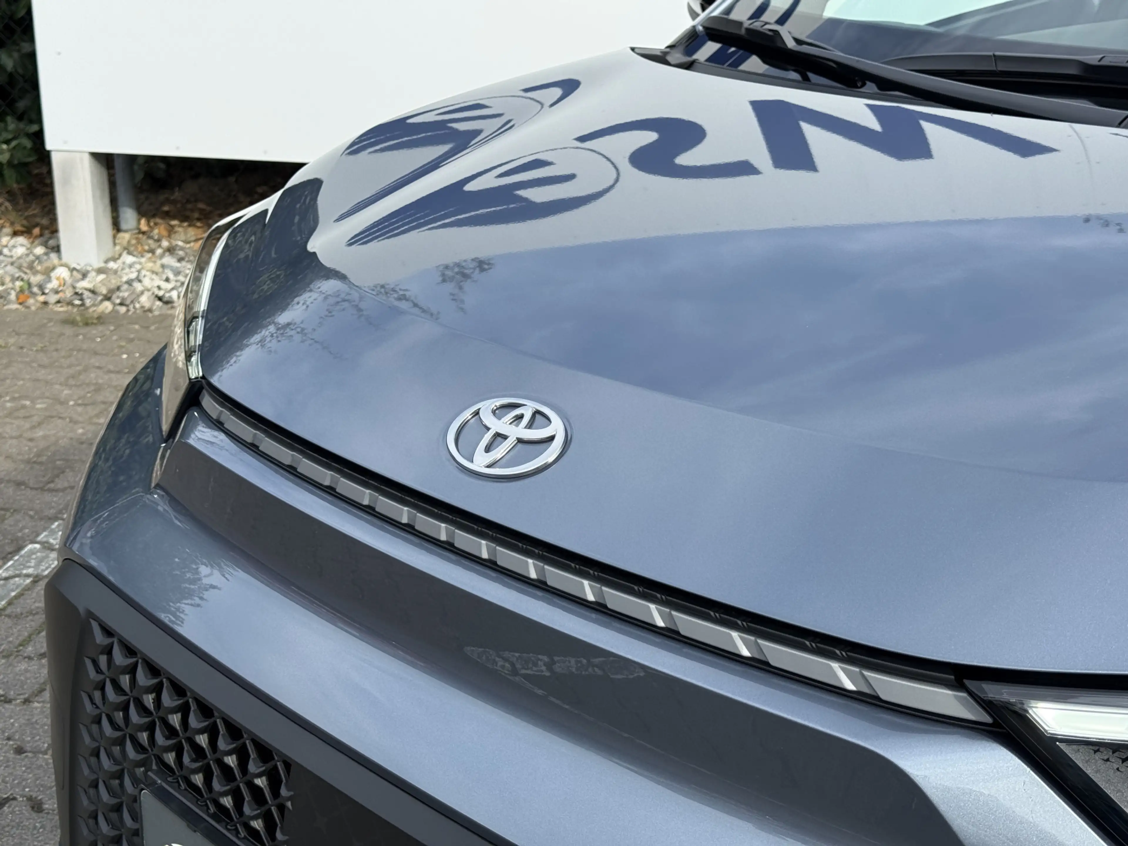 Toyota Aygo X Hybrid 115 pulse | CarPlay | ACC | Camera | LED | — photo 35