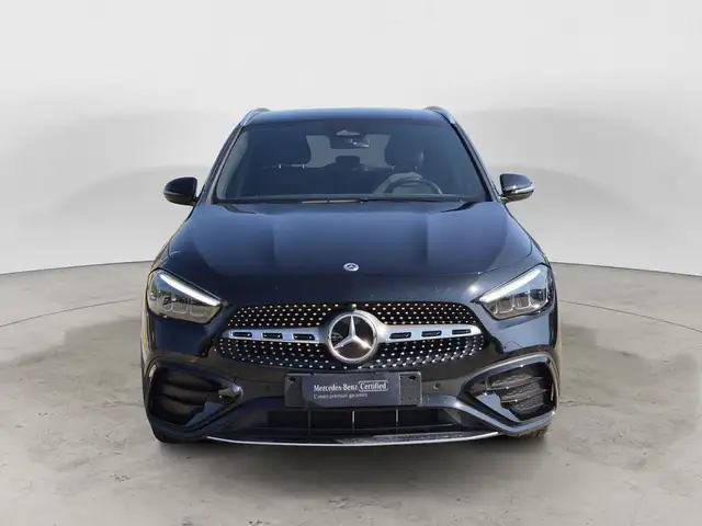 Mercedes-Benz Gla Class view 2