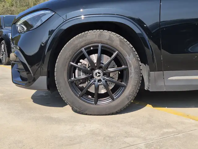 Mercedes-Benz Gla Class view 13