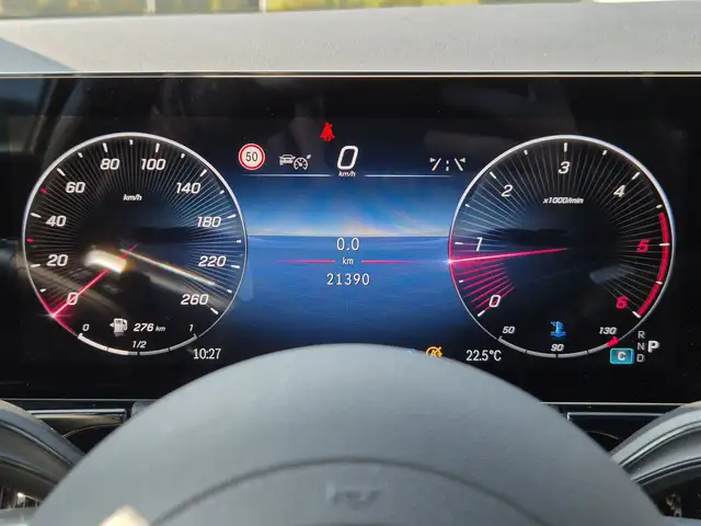 Mercedes-Benz Gla Class view 14