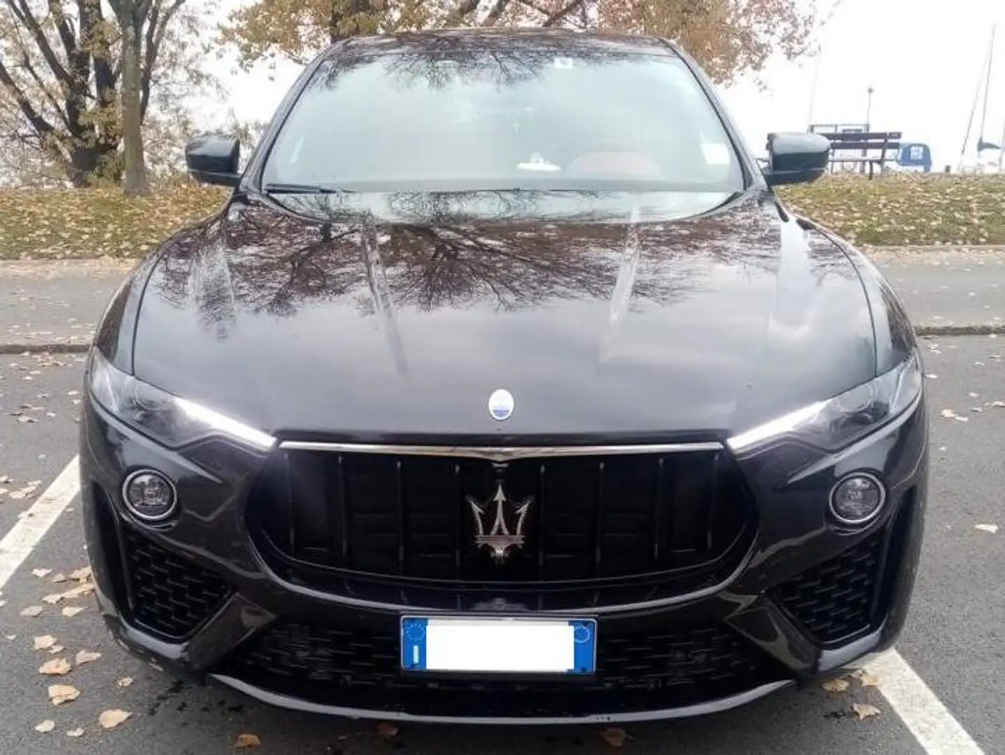 Maserati Levante Vendita o Noleggio Noir - 2