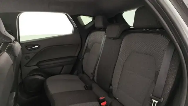Renault Captur view 15