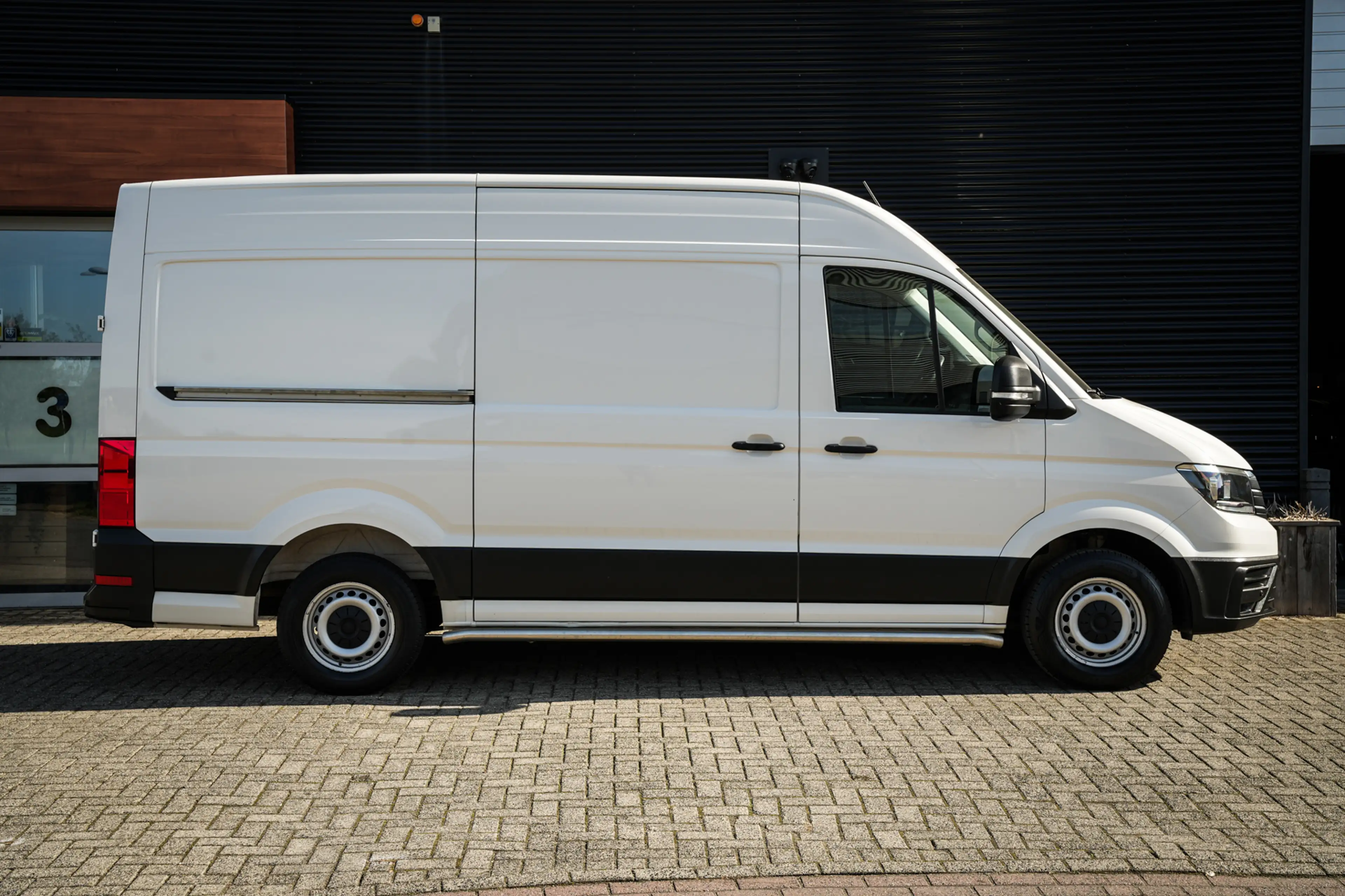 Volkswagen Crafter 35 2.0 TDI L3H3 Highline | Trekhaak | 3-zit | Airc — photo 15