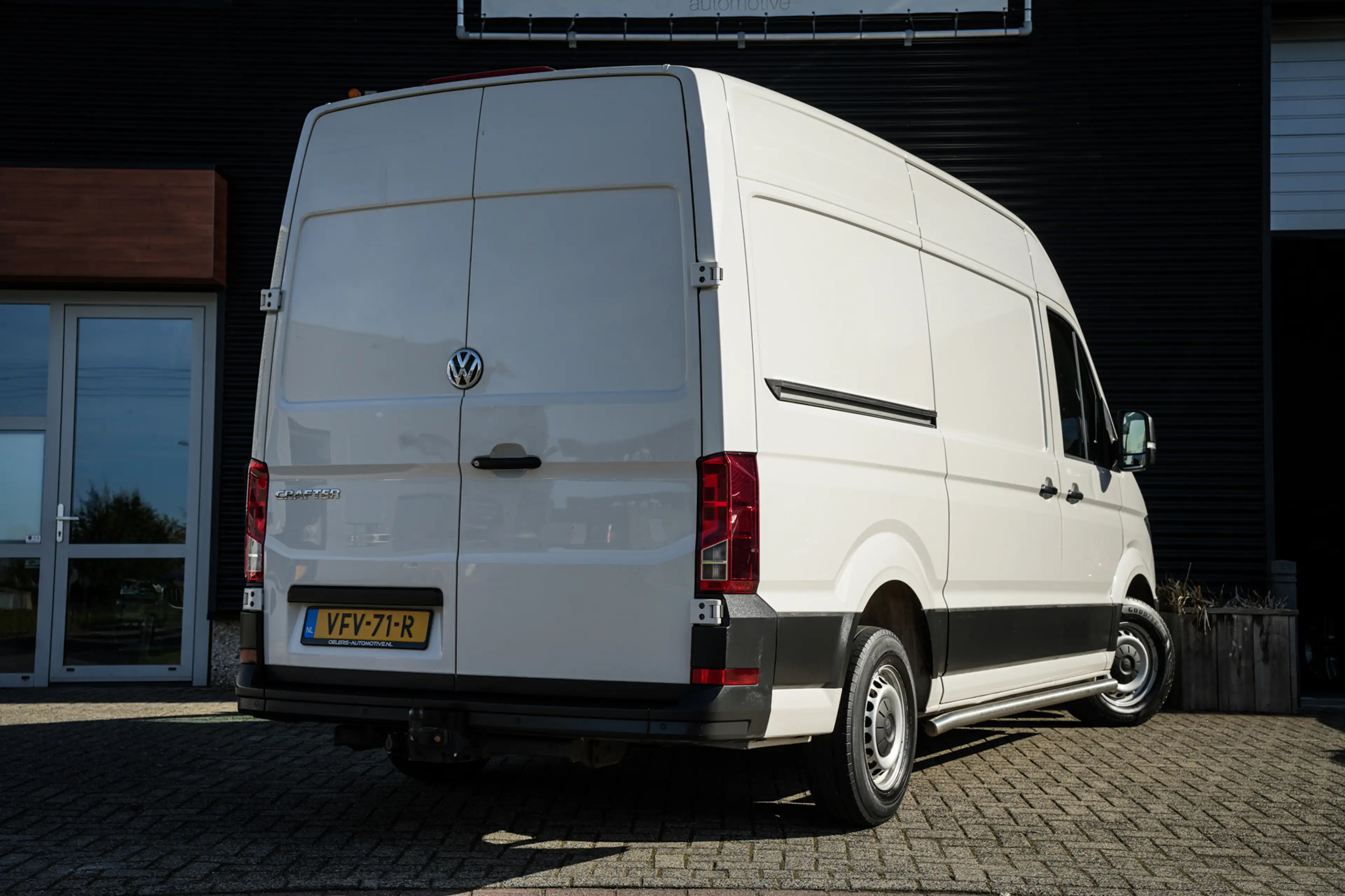 Volkswagen Crafter 35 2.0 TDI L3H3 Highline | Trekhaak | 3-zit | Airc — photo 2