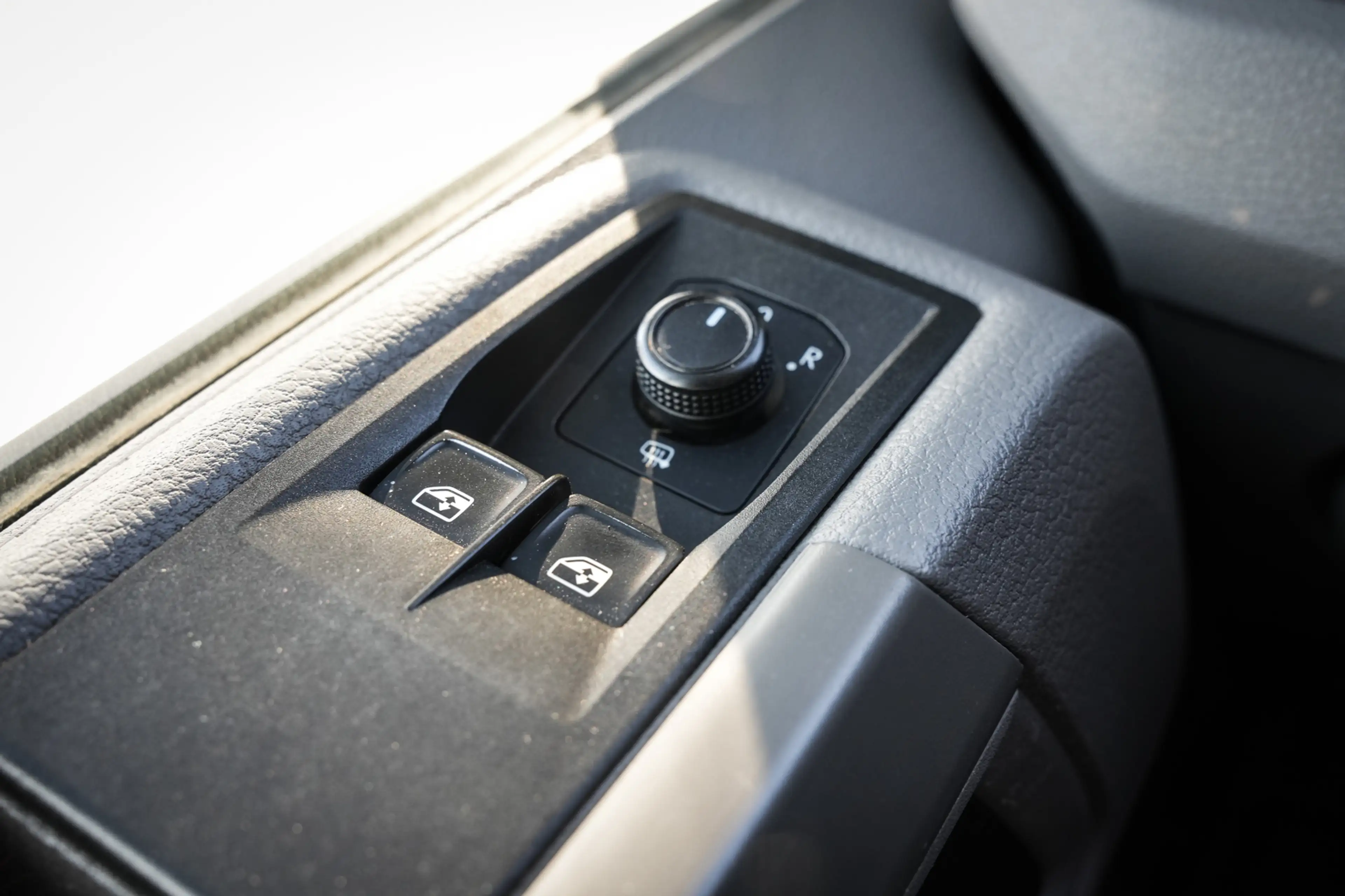 Volkswagen Crafter 35 2.0 TDI L3H3 Highline | Trekhaak | 3-zit | Airc — photo 22
