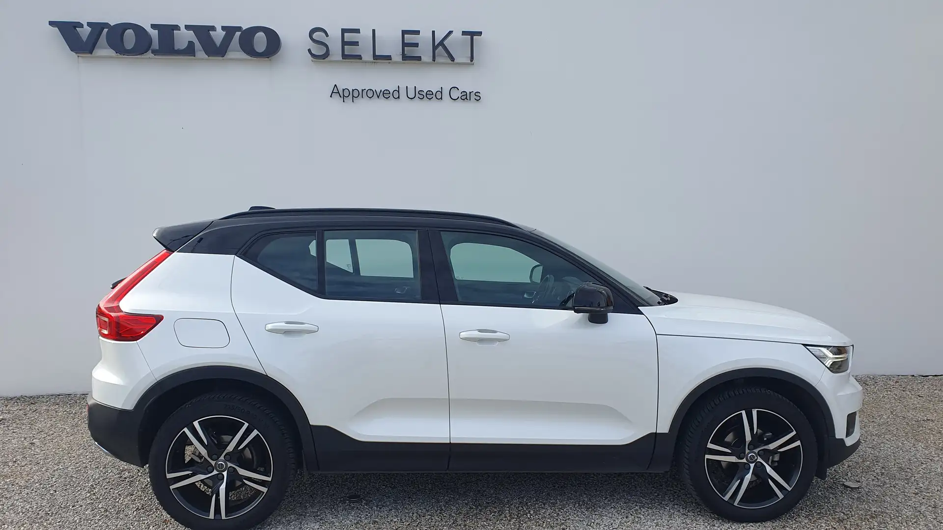 Volvo XC40 XC40 2.0 d3 R-design geartronic Wit - 2