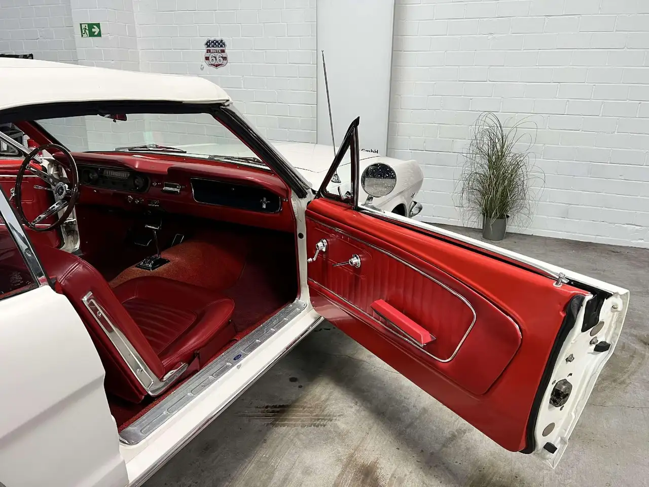 Ford Mustang Cabriolet 1965 V8 TÜV Inspektion NEU, foto 9