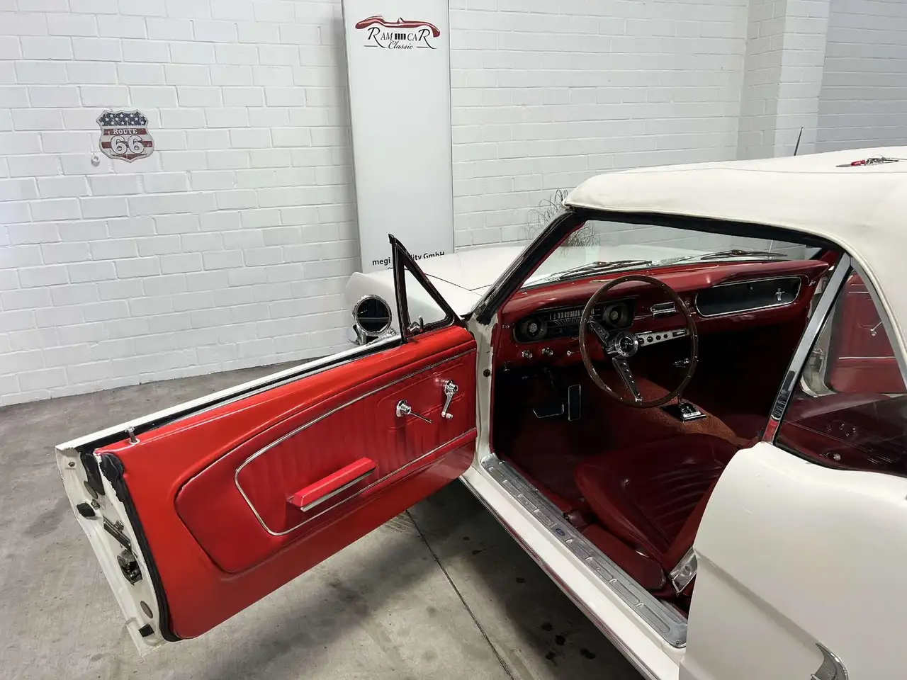 Ford Mustang Cabriolet 1965 V8 TÜV Inspektion NEU, foto 6