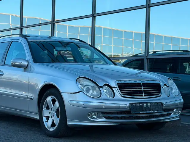 Mercedes-Benz E 220 T-Modell T CDI Leder AHK