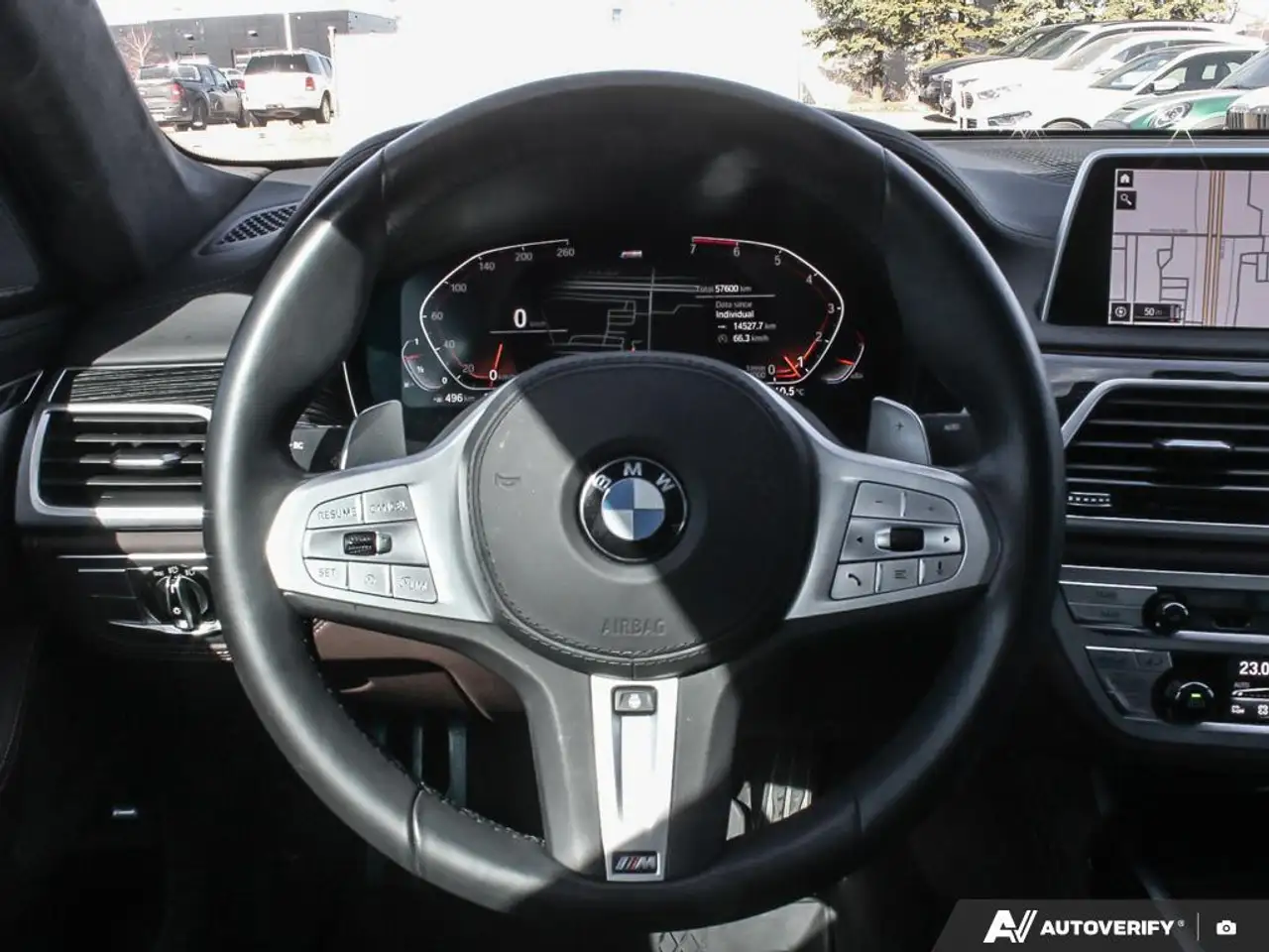 BMW 7 Series снимка BMW 7 Series