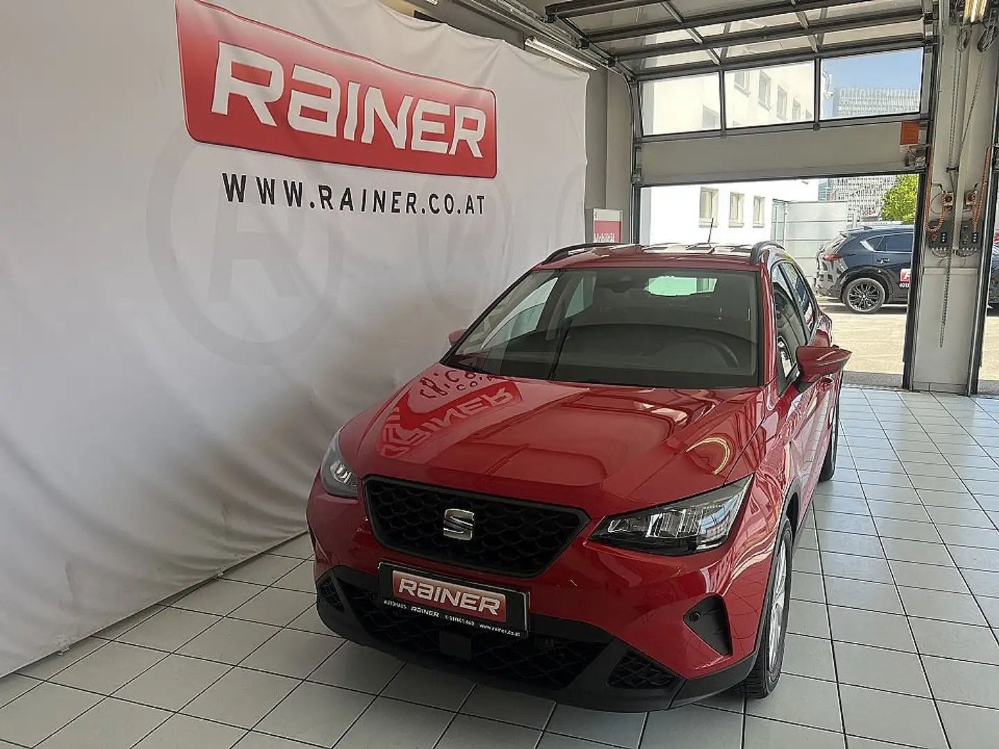 SEAT Arona 1,0 Eco TSI Style DSG Rot - 1