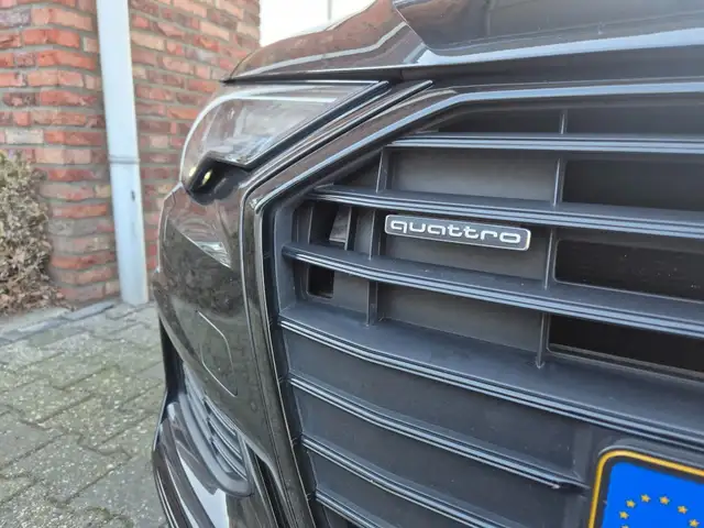 Audi A6 view 27