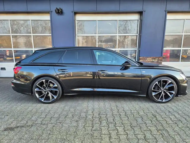 Audi A6 view 4