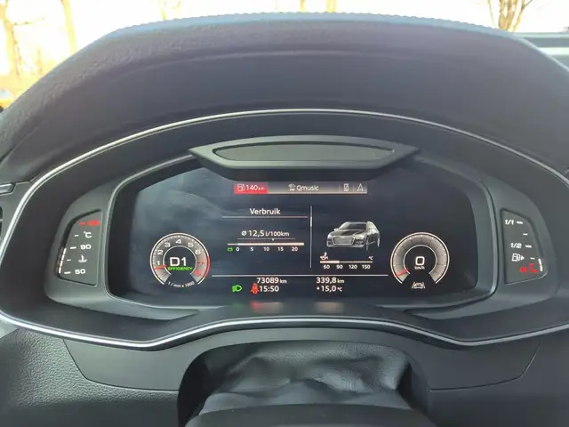 Audi A6 view 16