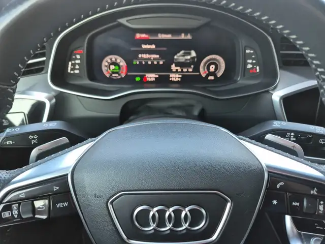 Audi A6 view 23