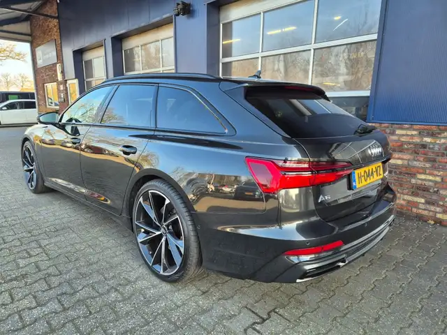 Audi A6 view 7