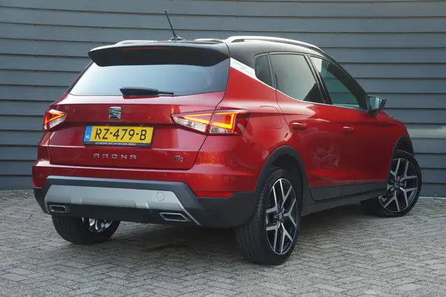 Seat Arona view 2