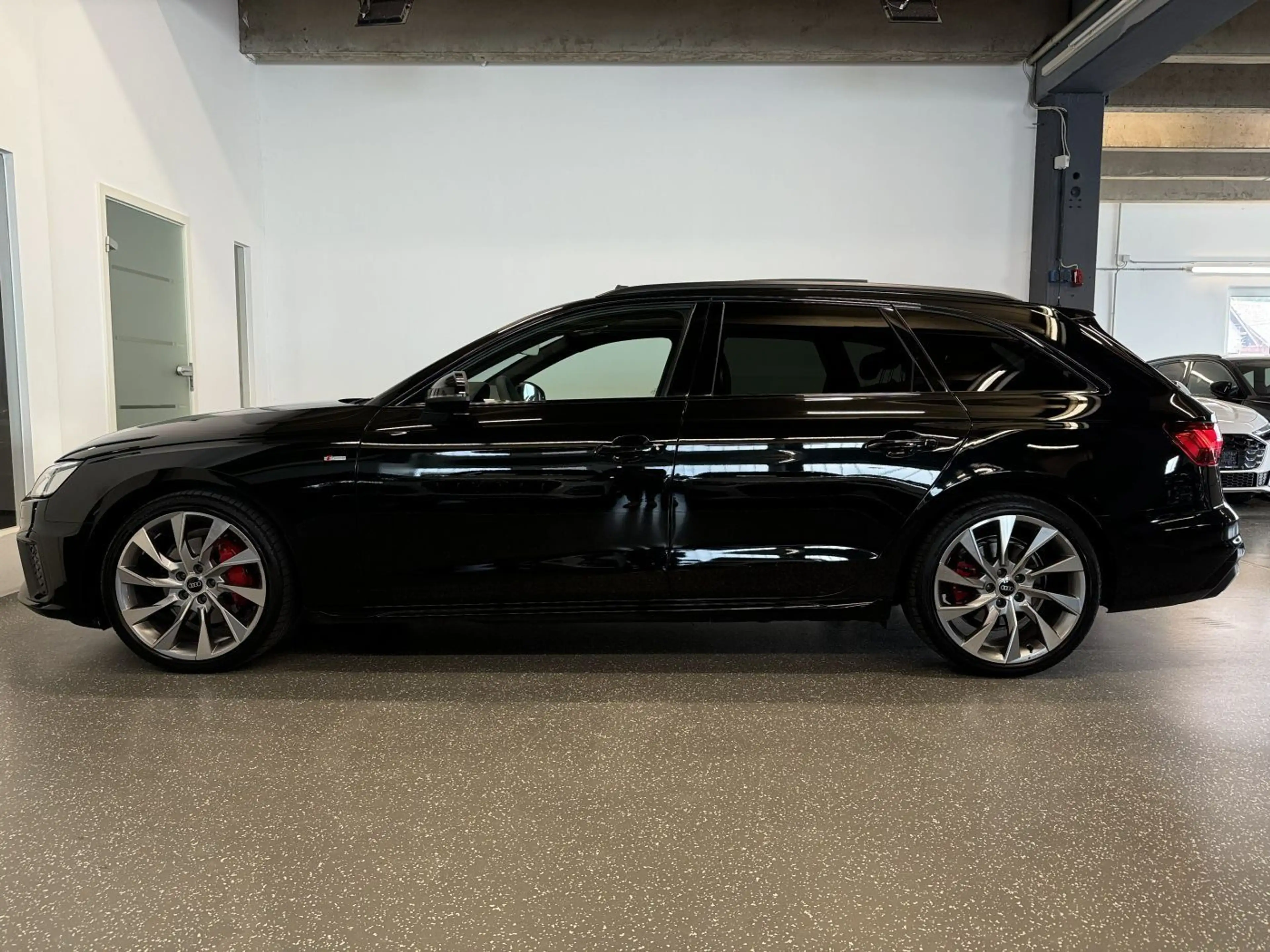 Audi A4 40 quattro 2.0 TDI *RS-PAKET*COMPETITION*VIRTUAL* — photo 8
